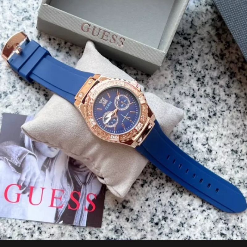 นาฬิกา GUESS WATCH  เกรสน้ำเงิน สายชิลิคอลนิ่มใส่สบายมากใส่ได้ทุกวัย