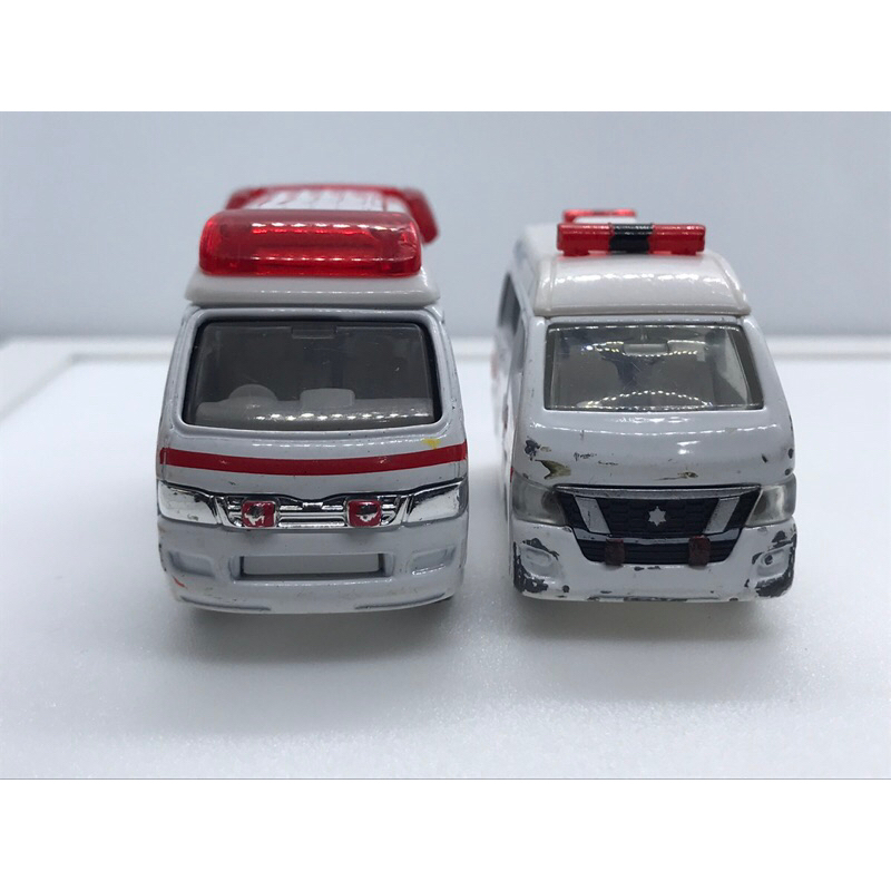 🔴🔴Tomica Toyota Himedic &amp; Nissan ambulance