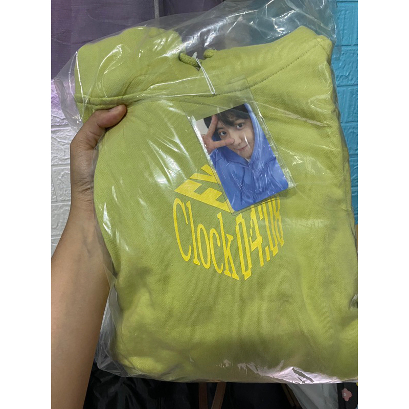 พร้อมส่ง กู๊ด EXO 11th Anniversary ฮู้ดดี้+การ์ดชานยอล Party package EXO 11th Anniversaryการ์ดชานยอล