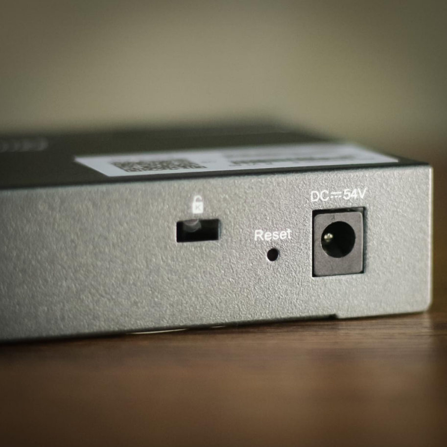 REYEE Switch(สวิตซ์ฮับ)Port Gigabit 4POE+1Uplink รุ่นRG-ES205GC-PและRG-ES205GC(ประกัน3ปี)