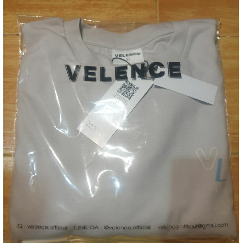 เสื้อ รุ่น STAY POSITIVE T-SHIRT - BLACK SIZE L by VELENCE