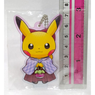 ของแท้ จากญี่ปุ่น พวงกุญแจ อะคริลิค โปเกม่อน พิคาชู Pokemon Center 2018 Hakama Pikachu Acrylic Keychain