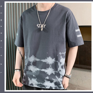 LHfashion แกะกล่อง🎁เสื้อผ้าผู้ชาย เสื้อยืดแฟชั่น ผ้านิ่มใส่สบายมาก มี4เฉดสีให้เลือก กันแบบเท่ห์ๆคลูๆ แต่งลายมัดย้อมด้านล