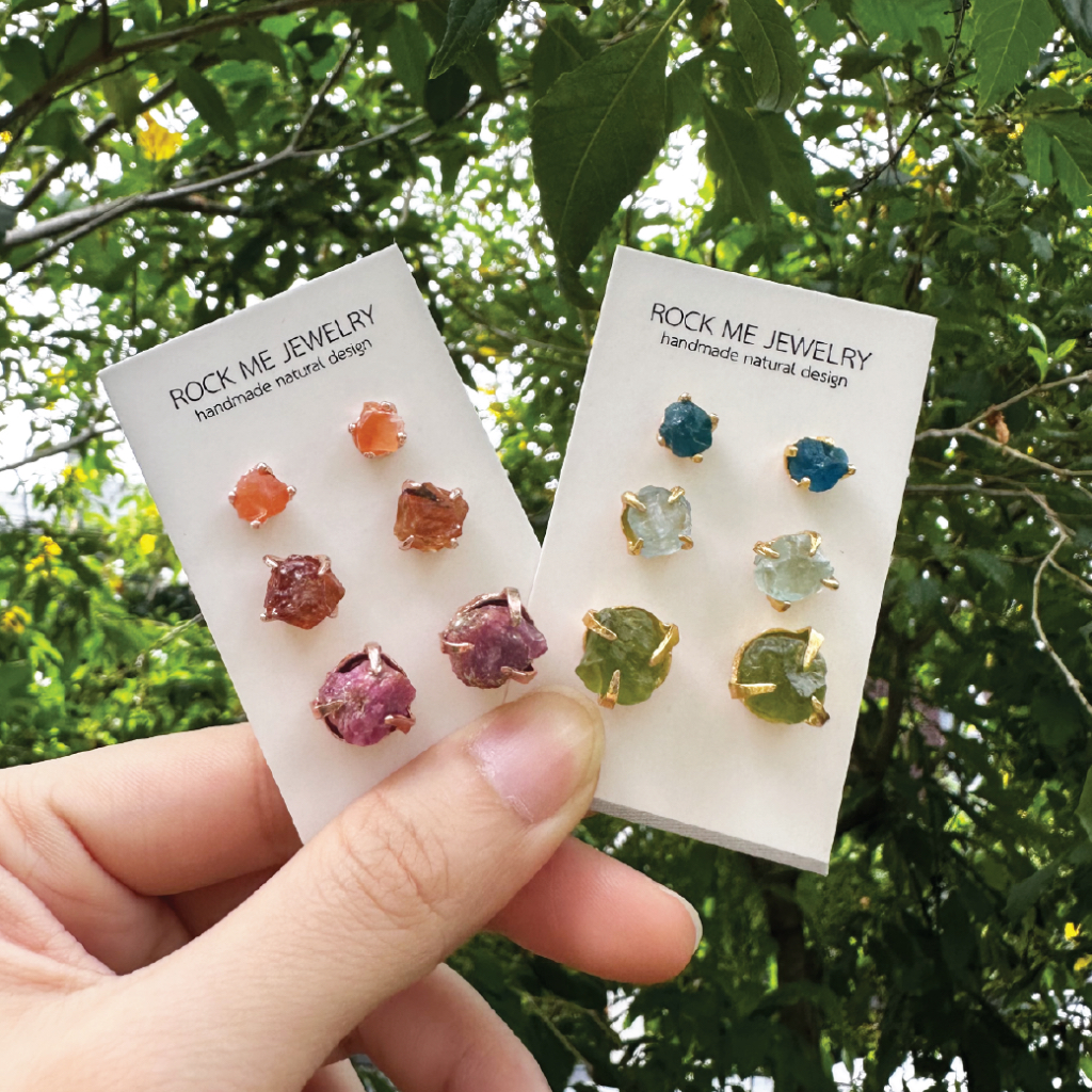 เครื่องประดับ Rock Me Jewelry รุ่น Stone Earrings ต่างหู ทองเหลือง ประดับพลอยแท้