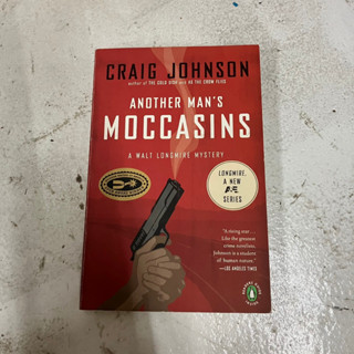 Another Mans Moccasins - Craig Johnson หนังสือภาษาอังกฤษ ร้านเก็ทบุ๊คกี้