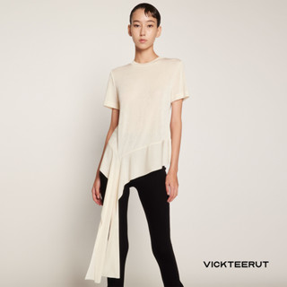 VICKTEERUT Short Sleeve Jersey Blouse with Frilled Hem เสื้อแขนสั้น ชายระบาย เจอร์ซีย์