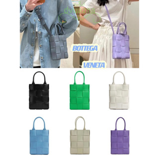 แบรนด์ใหม่ 100% ของแท้ BOTTEGA VENETA / BV CASSETTE INTRECCIO ทอหนังแกะ MINI TOTE กระเป๋าถือ