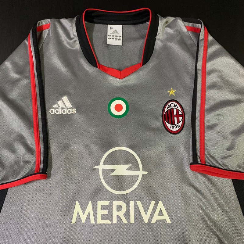 เสื้อฟุตบอล AC Milan 2003/2004 Third [สีเงิน] (XL)