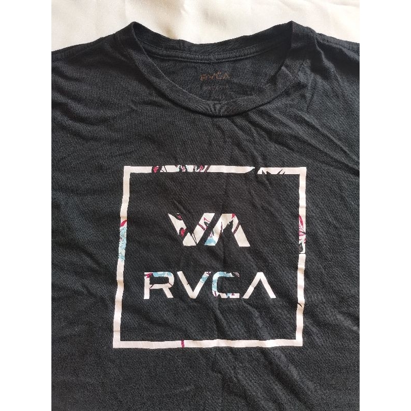 เสื้อยืดมือสอง RVCA size S