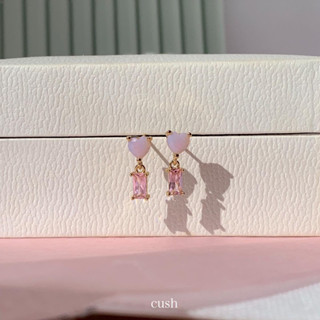 cush.th twinkle earrings