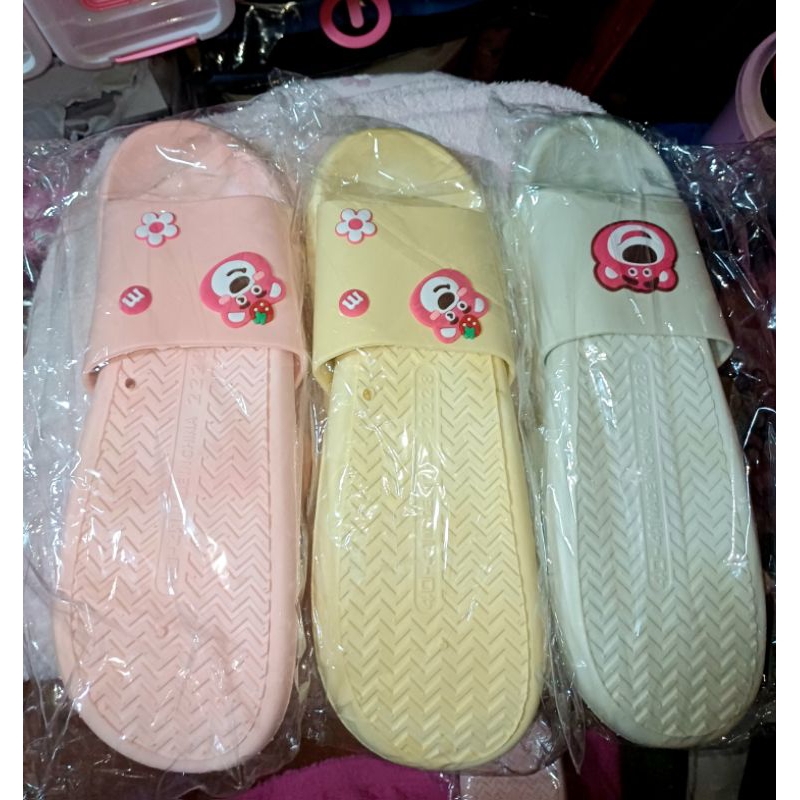 รองเท้าแตะมี Rosso เบอร์ 40 41