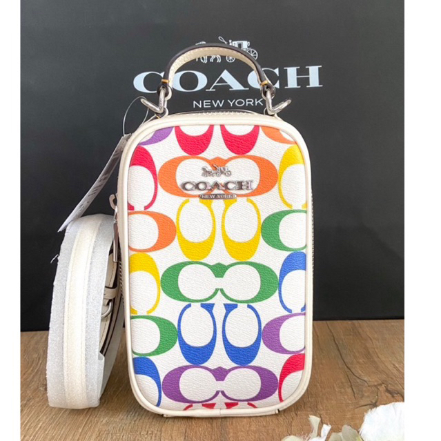 💚แท้💯 พร้อมส่ง💚 Coach CK189 Eva Phone Crossbody In Rainbow Signature