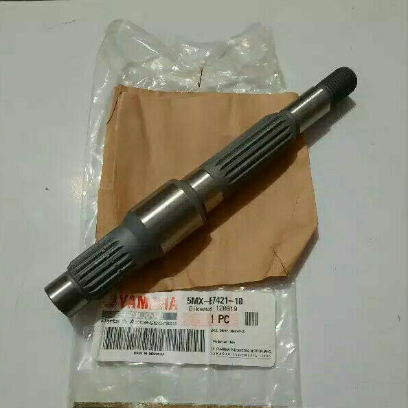 5MXE742110 แกนล้อหลัง Nouvo MX FINO รุ่นใช้สวิงอาร์ม แกนราวสเตอร์ 5MX-E7421-10 1P7 5LW