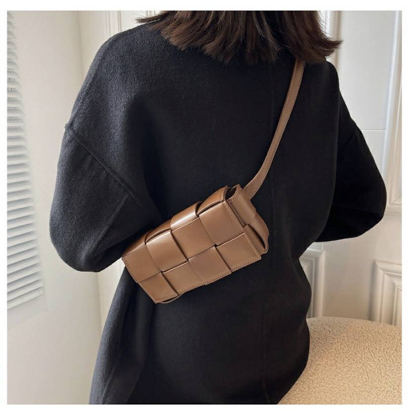 พร้อมส่ง  กระเป๋าคาดอก กระเป๋าคาดอกชายหญิง สไตล์สานมินิมอล