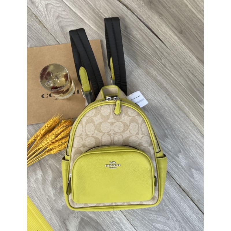🔥💚🎉กระเป๋าเป้รุ่นใหม่สีใหม่ สีเขียวน้ำตาล สวยมาก💚NEW Coach Mini Court Backpack In Signature