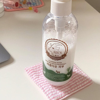 คลีนซิ่งนมแพะ SIS’S Cleansing Water Goat Milk