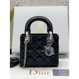 กระเป๋า  Dior งานออริเทียบแท้หนังแท้ สวยมาก size 18cm boxset*