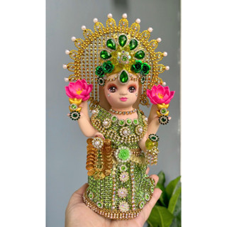 พระเเม่ลักษมี เทวีเเห่งความรัก โชคลาภ เงินตรา