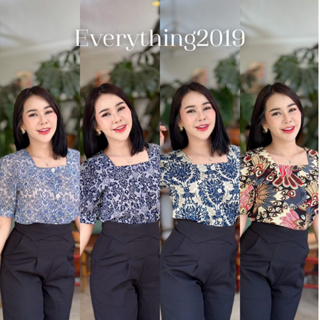 Everything2019 ⚡(6120) เสื้อผู้หญิงคอเหลี่ยมแขนตุ๊กตาแต่งกระดุม ใส่ทำงาน ผ้าสบาย ลายสวยเก๋