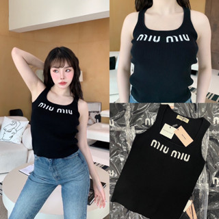 (VL) Miu knit tank•  เสื้อกล้าม ผ้านิตทอ งานสวยมาก ชนช็อปเลยค่า ‼️ เข้ารูปยาวกำลังดี ผ้ายืดหยุ่นได้เยอะ ป้าย/ แท็กครบ