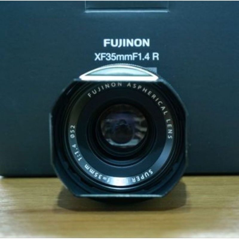 เลนส์ Fuji​ XF​ 35mm​ F​1.4​ R