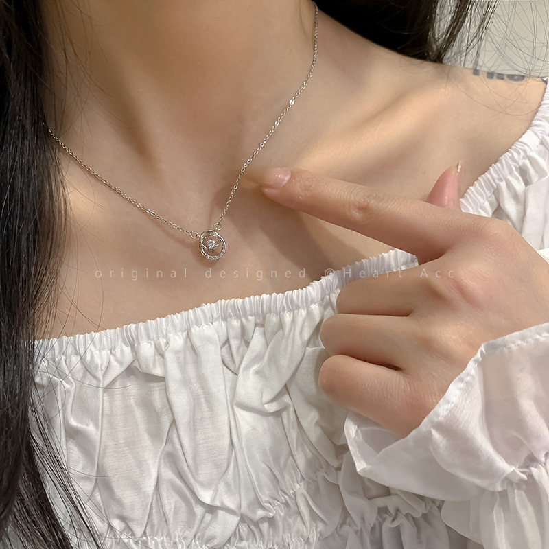 สร้อยคอประดับวงแหวนหญิงสาวความเรียบง่ายของการระบายน้ำในช่วงฤดูร้อนโซ่ขนาดเล็ก ที่สามารถใช้ร่วมกับเครื่องประดับได้