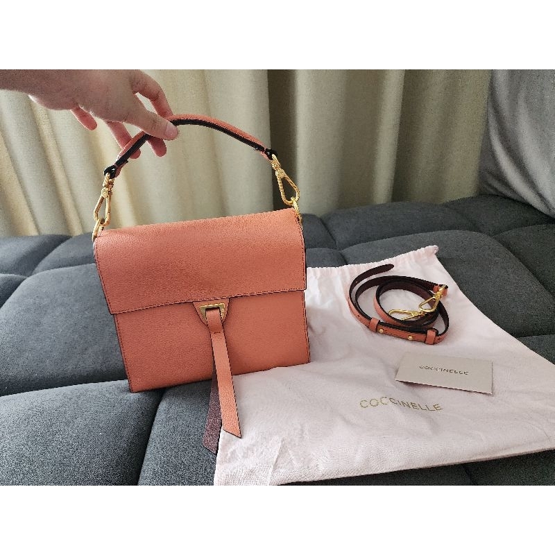 Coccinelle Louise Handbag สี Geranium/ Marsal