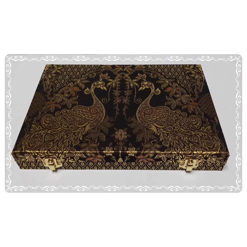 กล่องใส่พระกันกลิ้งกล่องรองฟองนำ้สูงขนาด20*29*4cm