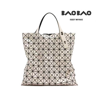 Japan baobao bag Issey Miyake 10*10 กระเป๋าถือ