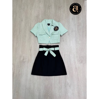 Aileen:Set 2 ชิ้น เสื้อครอปคอปกแขนสั้นผ้าทวิตสีเขียวมิ้นท์