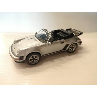 Porsche 911 Turbo Convertible – 1986  1:43 ORTUZAR