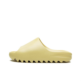 adidas originals Yeezy Slide "sand"  รองเท้า Adidas ของแท้