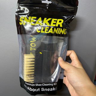 Sneaker cleaning เซตน้ำยาทำความสะอาดรองเท้า โฟมขัดรองเท้า น้ำยาขัดรองเท้า รองเท้าผ้าใบ