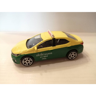 โมเดลรถแท็กซี่ สีเขียวเหลือง THAI TAXI (1:60)