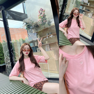 SLYQ PEACHY OVERSIZED TOP เสื้อยืดโอเวอร์ไซส์แขนสั้นปักโลโก้