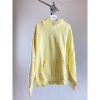 [ของแท้] FOG Essentials Hoodie Canary