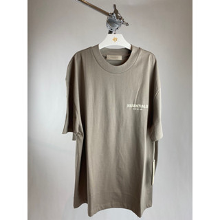 [ของแท้] FOG Essentials Core Logo Desert Taupe