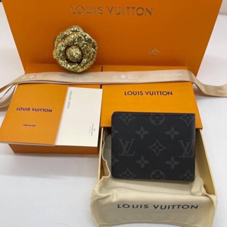 W0W!!กระเป๋าสตางค์ใบสั้น ลายโลโก้รุ่นใหม่ / Louis Vuitton / ใส่บัตรได้ สินค้าคุณภาพ100% พร้อมส่ง