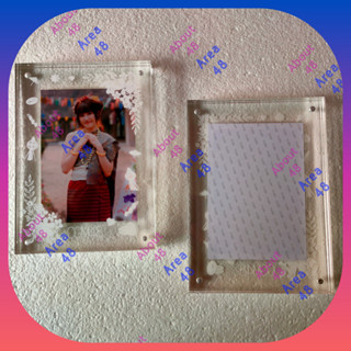 [ ลดราคา ] กรอบอะคริลิค แม่เหล็ก CGM48 ขนาด 5x7 นิ้ว Acrylic Photo Frame Cgm Sansei Kawaii เฉพาะกรอบ ไม่มีรูปแถม