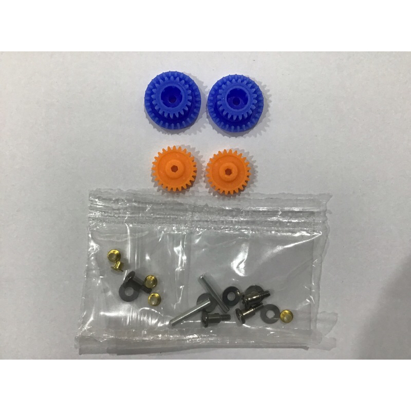 ชุดเฟือง 4.0 สำหรับโครงขับกลาง ของใหม่แท้100% ระเบิดจากรถกล่องTamiya