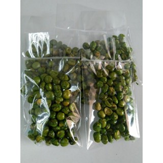 ถั่วลันเตาคลุกเกลือ(12 ห่อ 50 บาท)