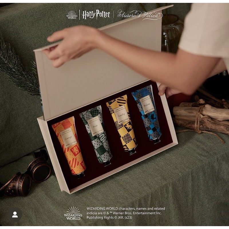 Harry Potter แท้ % โลชัน Harry Potter Hogwarts Houses Body Lotion Aurora’s Potion บอดี้โลชั่น ฮอกวอตส์ แฮร์รี่พอตเตอร์