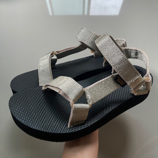 Teva รองเท้าแตะรัดส้นมือสองของแท้100% พร้อมส่ง sz.37