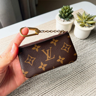 Lv ใส่เหรียญ ใส่บัตร มือสองของแท้💯ค่ะ (รบกวนทั่กแชทก่อนสั่งค่ะ)