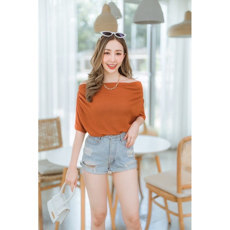 พร้อมส่ง* เสื้อคอถ่วง แขนสั้น ผ้าซีทรู ทรงสวย ใส่สบายไม่ร้อน งานป้าย La dvess 051