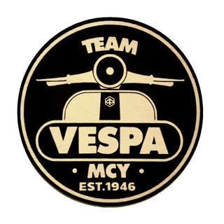 ป้ายตกแต่งติดผนัง  เวสป้า Vespa ลายไม้เคลือบเงา