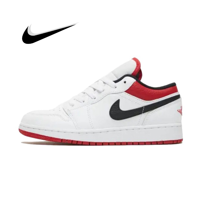 Jordan Air Jordan 1 Low Retro Low Top รองเท้าผ้าใบสีขาวแดงของแท้ 100%