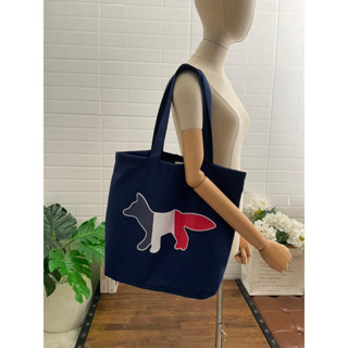 กระเป๋าสะพาย ใบใหญ่ กันน้ำ MAISON KITSUNÉ TRICOLOUR FOX TOTE BAG