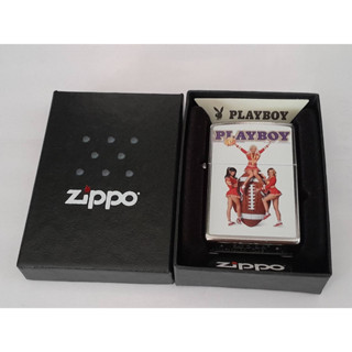 ZIPPO 207  PLAY BOY COVER    OCTOBER 2001  สีเงินผิวโครเมี่ยมลายแบบสกรีนรูปหน้าปกนิตยสาร  ของใหม่ไม่ผ่านการใช้งาน