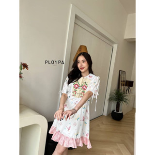 เดรสลายผีเสื้อหวานๆด้านหน้าปักดอกไม้ป้าย PLOYPA